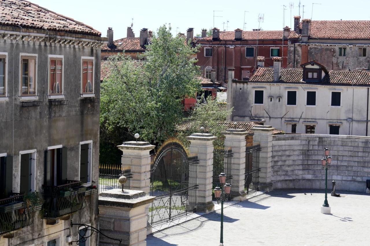 Ca' Scarpa Biennale Lägenhet Venedig Exteriör bild